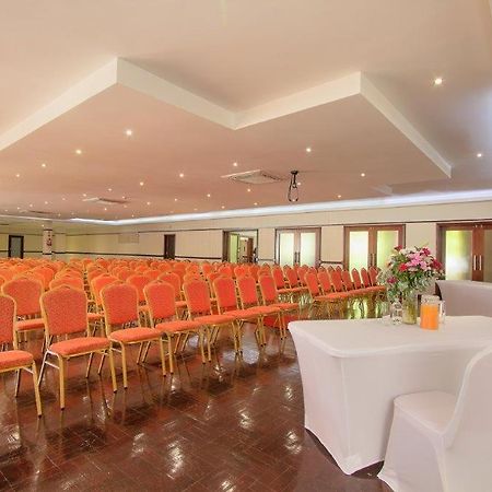 The Pretoria Hotel ภายนอก รูปภาพ
