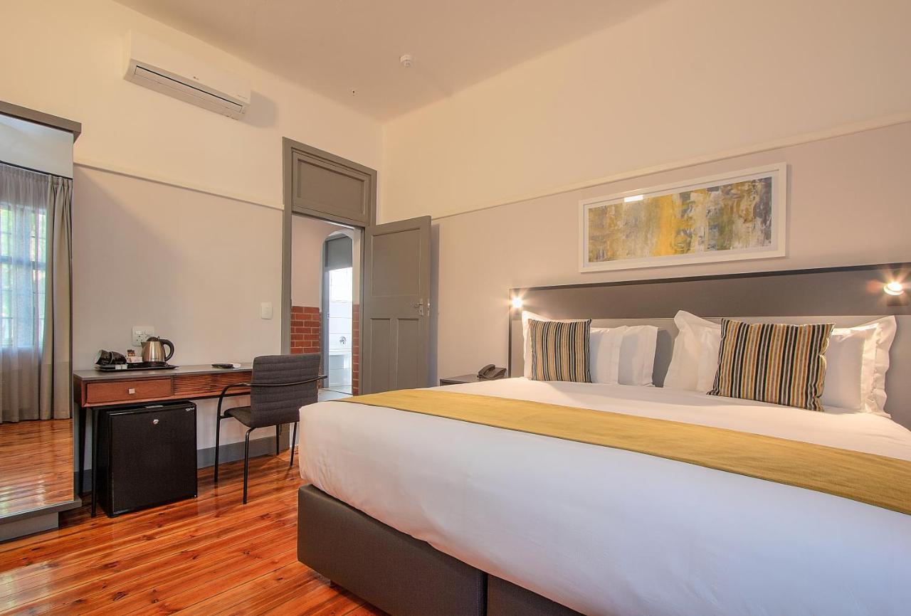 The Pretoria Hotel ภายนอก รูปภาพ