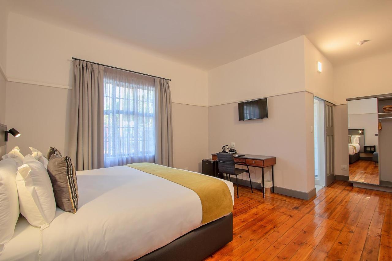 The Pretoria Hotel ภายนอก รูปภาพ